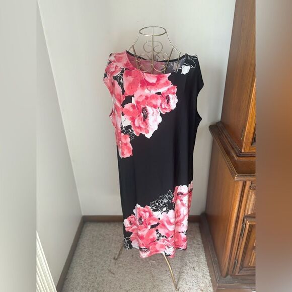 Chico's Dresses & Skirts - Chico’s black floral short sleeve dress size 3